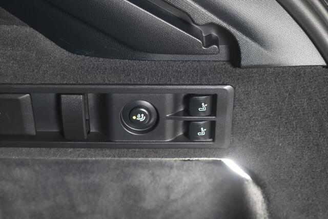 BMW 3-SERIE Touring 320e M-Sport NL-Auto!! Elek.Trekh. I Pano I Sfeer