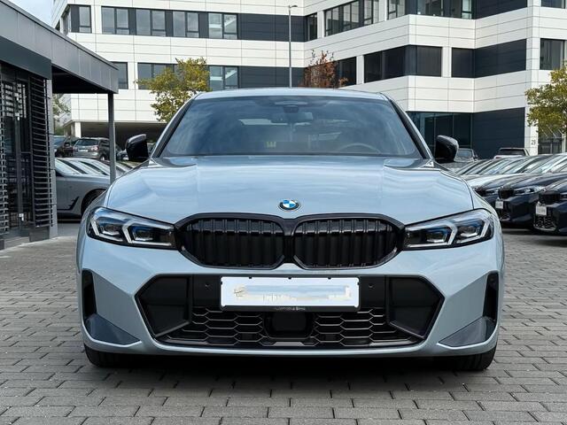 BMW 3-SERIE 320d xDrive M-SPORT ** LASER, NAVI+, LEDER, HuD, ACC, SCHUIF/KANTEL, 19-inch LMV, H&K ** 1e EIG - UNFALLFREI - BMW GAR ** ** INFORMEER OOK NAAR ONZE AANTREKKELIJKE FINANCIAL-LEASE TARIEVEN **