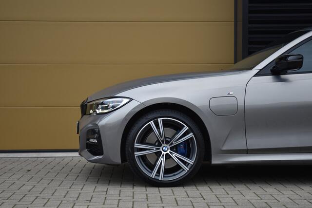 BMW 3-SERIE 330e eDrive Edition * M-Sport * Head-up * Hifi * M Achterspoiler *