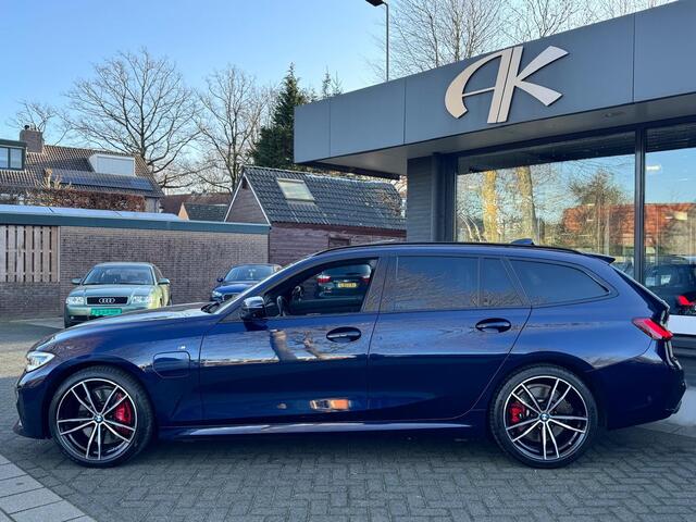 BMW 3-SERIE Touring 330e High Executive M-Sport