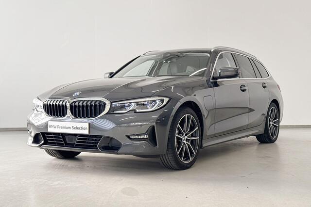 BMW 3-SERIE Touring 330e Innovationspakket Aut.