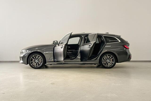 BMW 3-SERIE Touring 330e Innovationspakket Aut.
