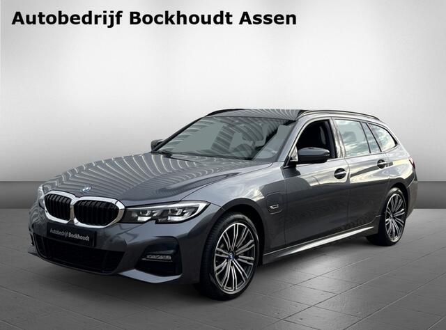 BMW 3-SERIE Touring 330e xDrive M-Sport Pakket | Stoel- & Stuurverw. | Apple CarPlay