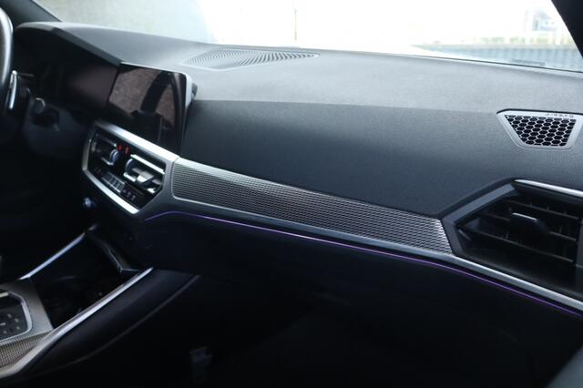 BMW 3-SERIE 320i M Sport I Geen Import I Sfeerverlichting I Alcantara