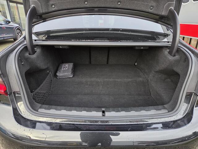 BMW 3-SERIE 330e xDrive M Sport Pro 19"/Lederen M-zetels + memory/Schuif - kanteldak/Adaptieve cruise/Keyless/Camera/Dodehoek/Laser LED