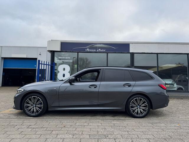 BMW 3-SERIE Touring 330e M-SPORT | PANO | HARMAN KARDON | 360° CAMERA |