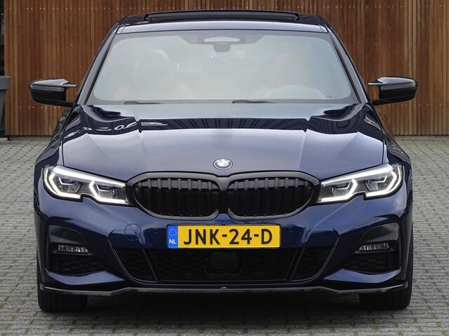 BMW 3-SERIE 330e 292PK / M-Sport / Individual / Laser / Harman Kardon