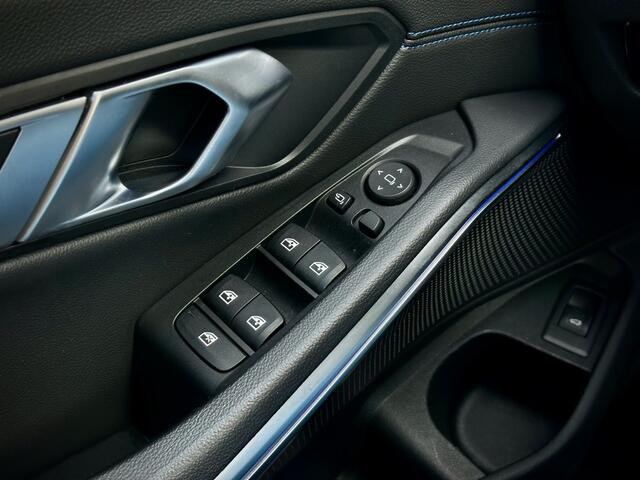 BMW 3-SERIE 330i M-PERFORMANCE DAK|HEADUP|360CAM|ACC|INDIVIDUAL