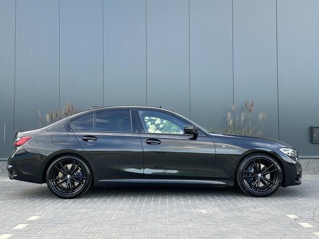 BMW 3-SERIE 330i M PACK M2020 PANO NAVI SPORTVELGEN CLIMATE PDC