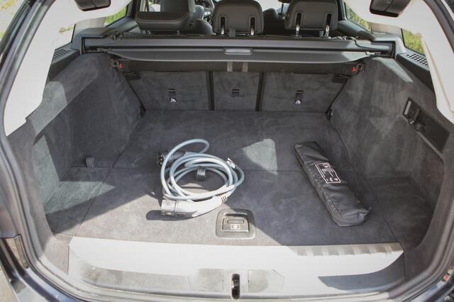 BMW 3-SERIE touring 330e Sport Line