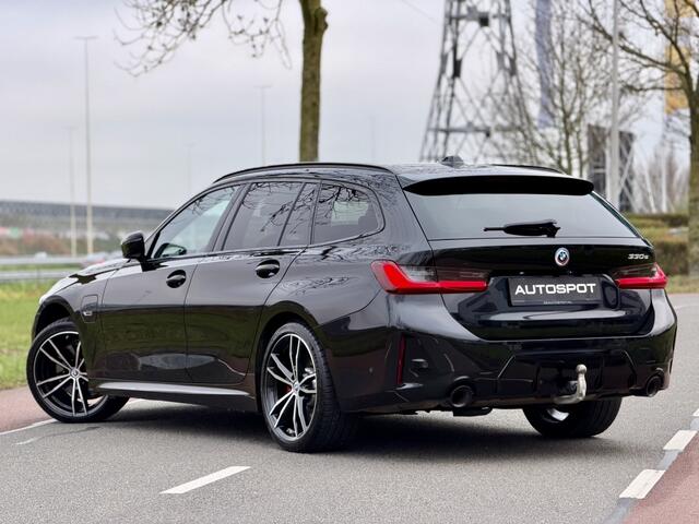 BMW 3-SERIE Touring 330e M-Sport Pano H&K ACC Trekhaak