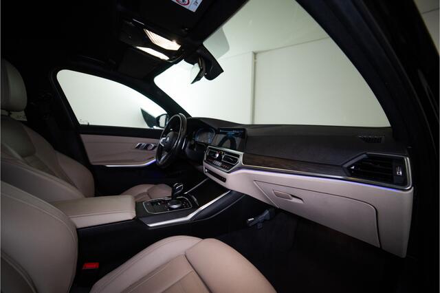 BMW 3-SERIE 320e M-Sport 204PK | Laser | Stoel&Stuurverw. | Carplay | Sfeer | 12 MND Garantie