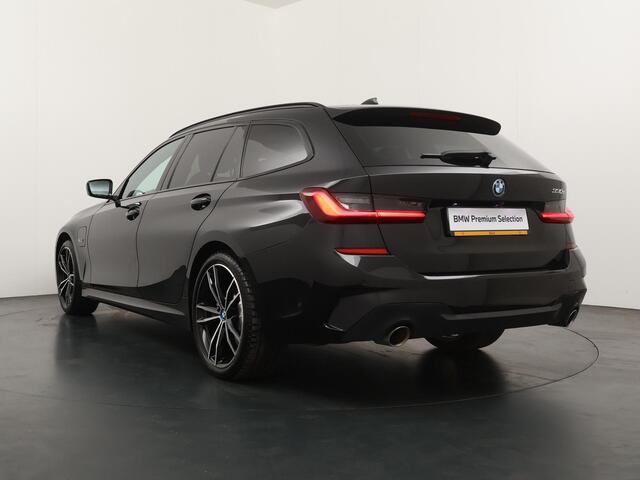 BMW 3-SERIE Touring 330e | M-Sportpakket | 19inch | Head-up