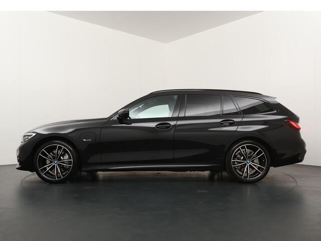 BMW 3-SERIE Touring 330e | M-Sportpakket | 19inch | Head-up
