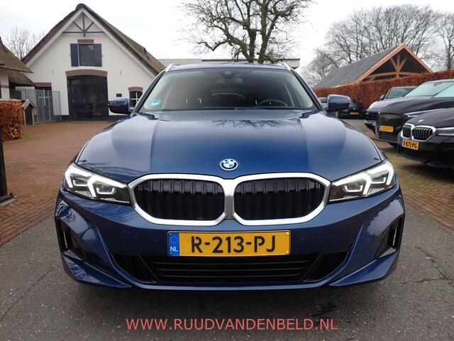 BMW 3-SERIE Touring 320e FACELIFT 19''/WIDESCREEN/CAMERA/CARPLAY/KEYLESS/SFEERVERLICHTING