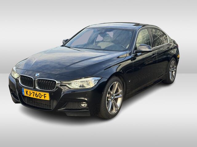BMW 3-SERIE 330e Centennial High Exe. M Sport / Full option! / Schuifdak / 360Camera / Head-up / Leder / Keyless / 19'' / Navigatie / Stoelverwarming / Dodehoek / DAB / SToelverwarming / Cruise Control