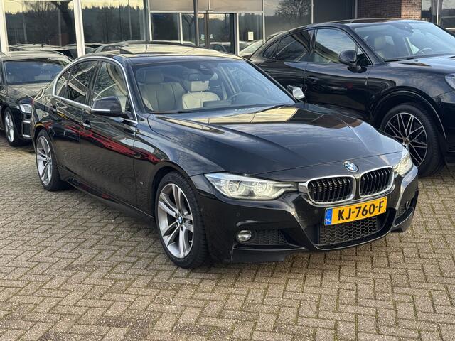BMW 3-SERIE 330e Centennial High Exe. M Sport / Full option! / Schuifdak / 360Camera / Head-up / Leder / Keyless / 19'' / Navigatie / Stoelverwarming / Dodehoek / DAB / SToelverwarming / Cruise Control