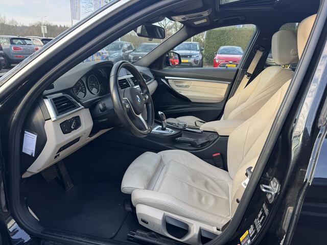 BMW 3-SERIE 330e Centennial High Exe. M Sport / Full option! / Schuifdak / 360Camera / Head-up / Leder / Keyless / 19'' / Navigatie / Stoelverwarming / Dodehoek / DAB / SToelverwarming / Cruise Control