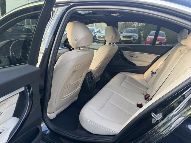 BMW 3-SERIE 330e Centennial High Exe. M Sport / Full option! / Schuifdak / 360Camera / Head-up / Leder / Keyless / 19'' / Navigatie / Stoelverwarming / Dodehoek / DAB / SToelverwarming / Cruise Control