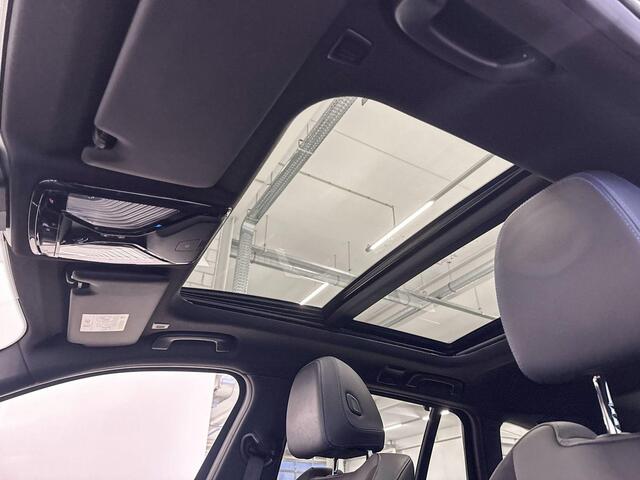 BMW 3-SERIE Touring 330e Innovationspakket Model M Sport Aut.