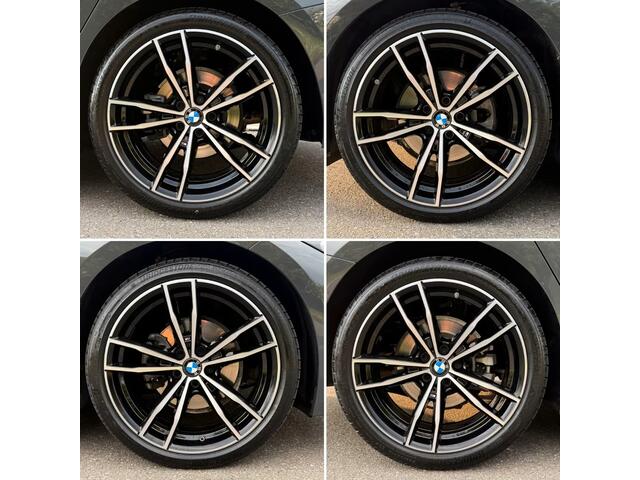 BMW 3-SERIE 320d xDrive M-SPORT ** ADAPT. LED, NAVI+, VERW.ST, HuD, ACC, 19-inch LMV, DRAVIT GRAU ** 1e EIG - UNFALLFREI - BMW GAR ** ** INFORMEER OOK NAAR ONZE AANTREKKELIJKE FINANCIAL-LEASE TARIEVEN **