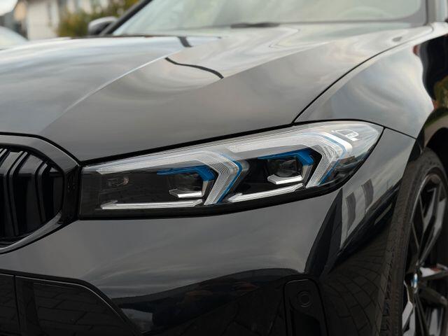 BMW 3-SERIE 320d xDrive M-SPORT ** ADAP. LED, NAVI+, HuD, ACC, M-REM, 19-inch LMV, H&K ** 1e EIG - UNFALLFREI - BMW GAR ** ** INFORMEER OOK NAAR ONZE AANTREKKELIJKE FINANCIAL-LEASE TARIEVEN **