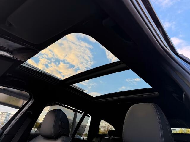 BMW 3-SERIE Touring 320d xDrive M-SPORT ** LED, NAVI+, LEDER, PANORAMA, TRAVEL, HuD, TREKH, 19-inch LMV ** 1e EIG - UNFALLFREI ** ** INFORMEER OOK NAAR ONZE AANTREKKELIJKE FINANCIAL-LEASE TARIEVEN **