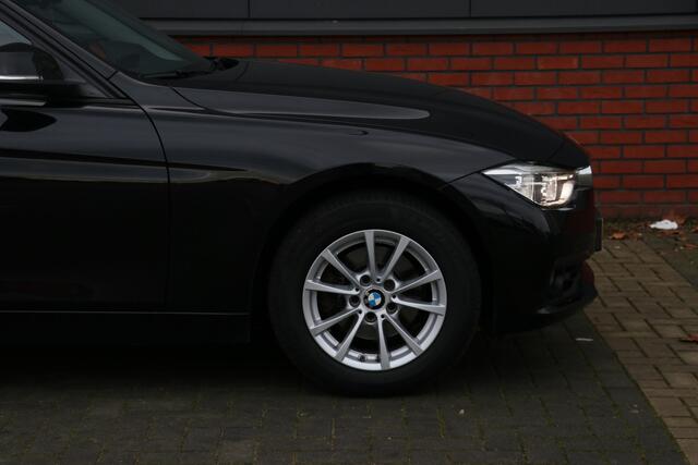 BMW 3-SERIE 318i Corporate Lease Executive NAP | Automaat |