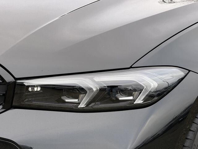 BMW 3-SERIE Touring 330e | M-Sport Pro | M-Performance | Panorama | Harman/Kardon | 20'' | 360 Cam | Elek. Trekhaak | ACC