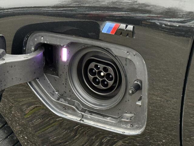 BMW 3-SERIE Touring 330e | M-Sport Pro | M-Performance | Panorama | Harman/Kardon | 20'' | 360 Cam | Elek. Trekhaak | ACC