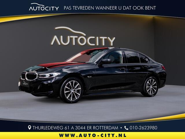 BMW 3-SERIE 320e Sportline | PANO | Laser LED | Trekhaak | Innovation Pakket
