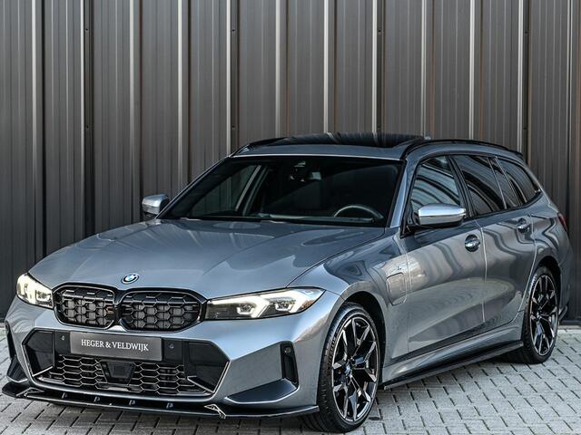 BMW 3-SERIE Touring 330e xDrive · M sport · Accu 19,5kWh · Trekhaak · Panoramadak · Active Cruise · Panoramadak · Camera · Ambiance interieur · Full styling kit