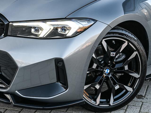 BMW 3-SERIE Touring 330e xDrive · M sport · Accu 19,5kWh · Trekhaak · Panoramadak · Active Cruise · Panoramadak · Camera · Ambiance interieur · Full styling kit