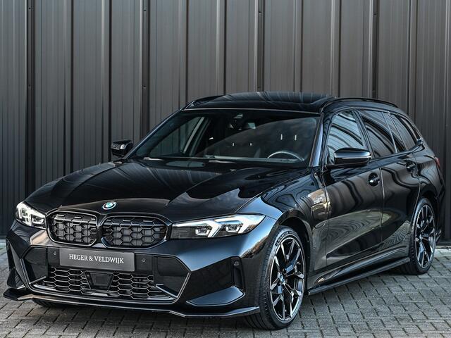 BMW 3-SERIE Touring 330e xDrive · M sport · Accu 19,5kWh · Trekhaak · Panoramadak · Active Cruise · Panorama dak · Camera · Ambiance interieur ·