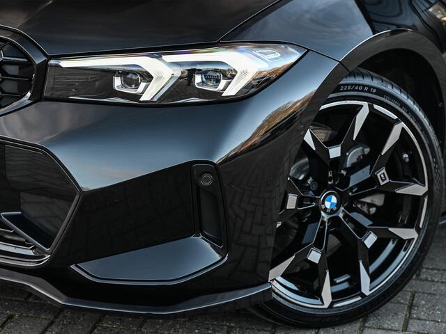 BMW 3-SERIE Touring 330e xDrive · M sport · Accu 19,5kWh · Trekhaak · Panoramadak · Active Cruise · Panorama dak · Camera · Ambiance interieur ·
