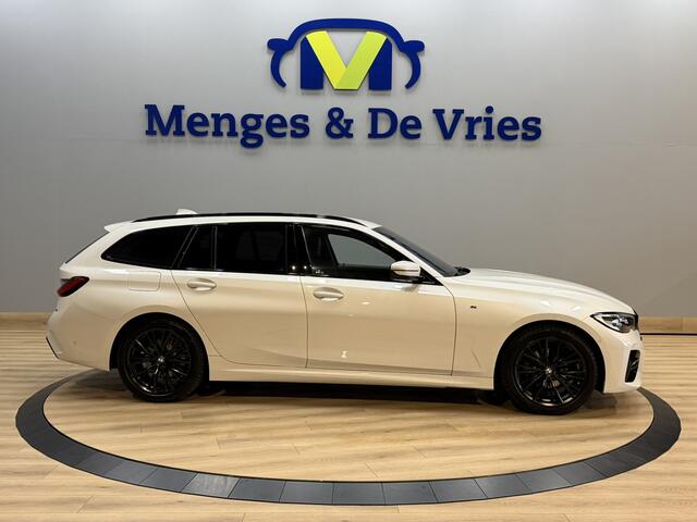 BMW 3-SERIE Touring 318i Executive Edition M Sport Parelmoer Wit Airco ECC | Virtual | Sfeer | Camera | Adaptief LED | Sfeer | Cruise Control | Isofix | NAP