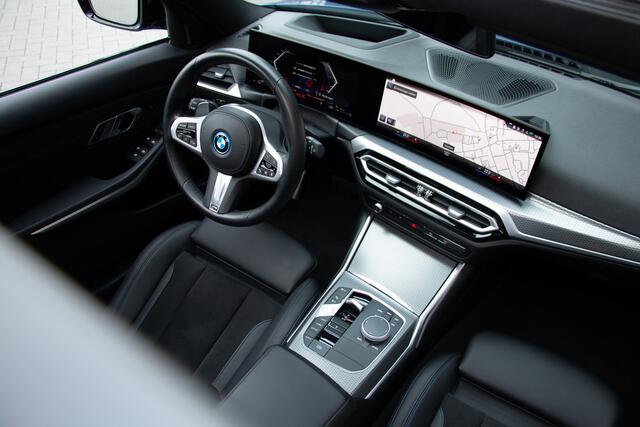 BMW 3-SERIE Touring 330e M-Sport 292PK | LCI | Pano | Head Up | Laser Led | Memory | Keyless | 20" | Apple & Android Carplay | 4-Zone Clima | Stoelverwarming | Side Assist | 50 Jahre | Privacy Glas | DAB | Carplay | ¤78.088 N.P |
