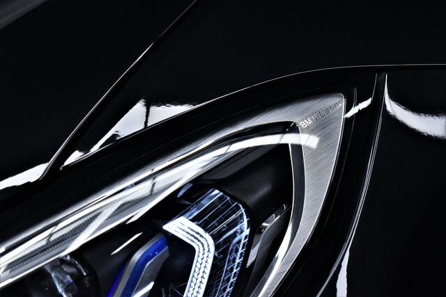 BMW 3-SERIE 330e 292pk M-Sport Automaat Pano/H.Kardon/Laser/Virtual/Carplay/HUD/Keyless/Camera/Lmv19''