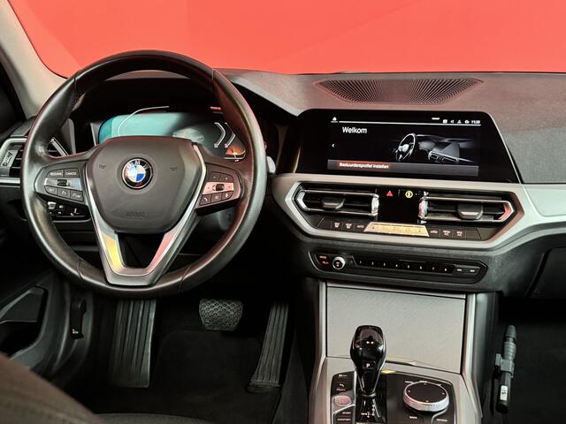 BMW 3-SERIE 320i Executive Edition | Cruise control | LED koplampen | Volledig digitaal instrumentenpaneel