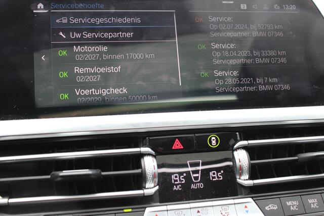 BMW 3-SERIE 320e M Sport Business Edition Plus - Schuif kanteldak - Laserlight - 19 inch - Head Up Goed onderhouden Origineel Nederlands