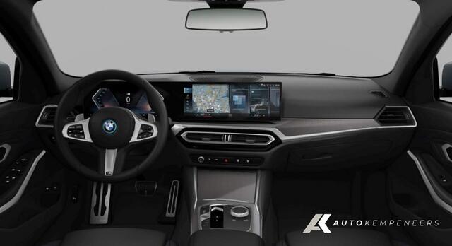 BMW 3-SERIE 330e xDrive M Sport | Shadow | Driving Ass. | Elek. trekhaak | Widescreen | 18' inch |