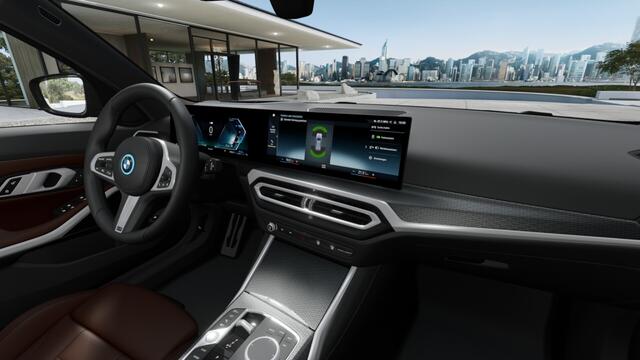 BMW 3-SERIE Touring 330e 292PK / M-Sport / Individual / Laser / Harman Kardon / 2022