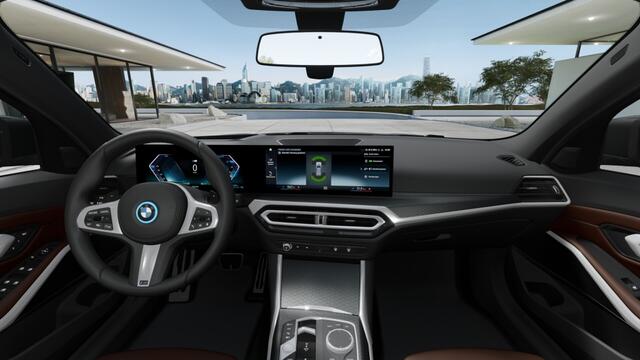 BMW 3-SERIE Touring 330e 292PK / M-Sport / Individual / Laser / Harman Kardon / 2022