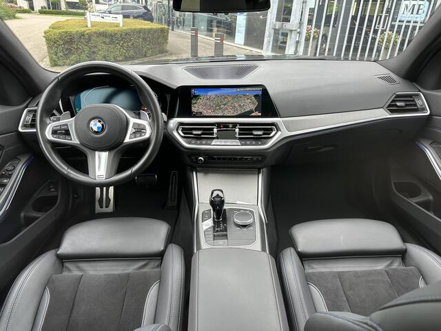 BMW 3-SERIE Touring 320i M sport Pano-Dak | LED | Stoelverw. | Spiegelpakket