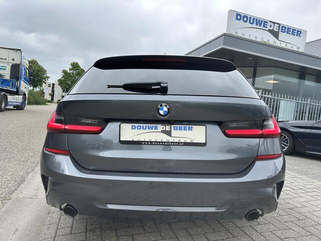 BMW 3-SERIE Touring 320i M sport Pano-Dak | LED | Stoelverw. | Spiegelpakket