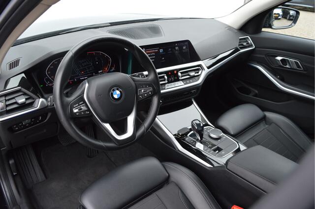 BMW 3-SERIE Touring 320i Exec. Ed. NL-Auto / Virtual cockpit / Led koplampen