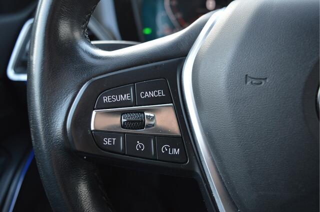 BMW 3-SERIE Touring 320i Exec. Ed. NL-Auto / Virtual cockpit / Led koplampen