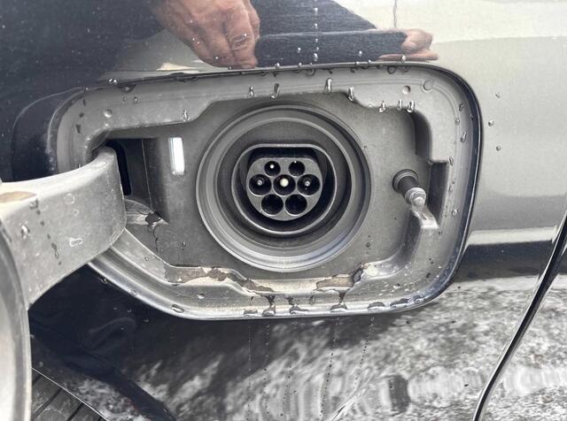 BMW 3-SERIE Touring 330e | Plug-in Hybride | Automatische uitklapbare Trekhaak | Stuurwielverwarming | Verwacht