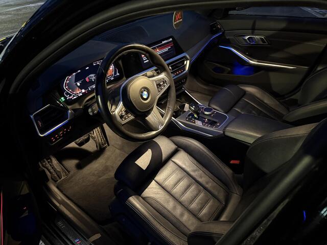 BMW 3-SERIE Touring 318i High Executive Edition M Sport | Afneembare trekhaak | Stoelverwarming | Origineel Nederlands geleverd (NAP) | Rijklaar geleverd incl. 12 maanden BOVAG-garantie