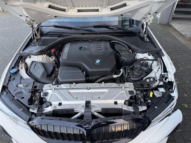 BMW 3-SERIE 330i High Executive Edition